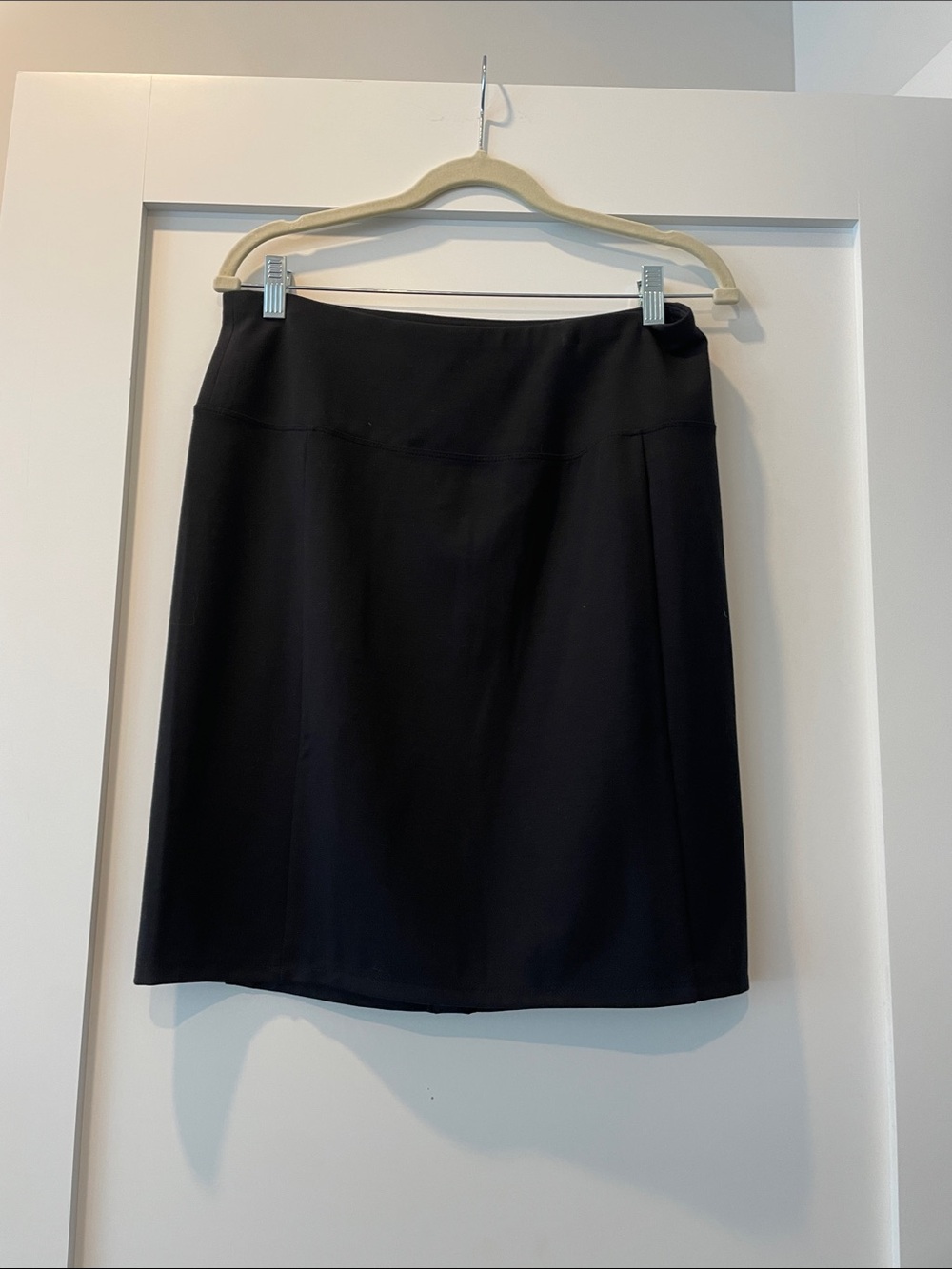 NWT J. Jill Black Pencil Skirt -Small